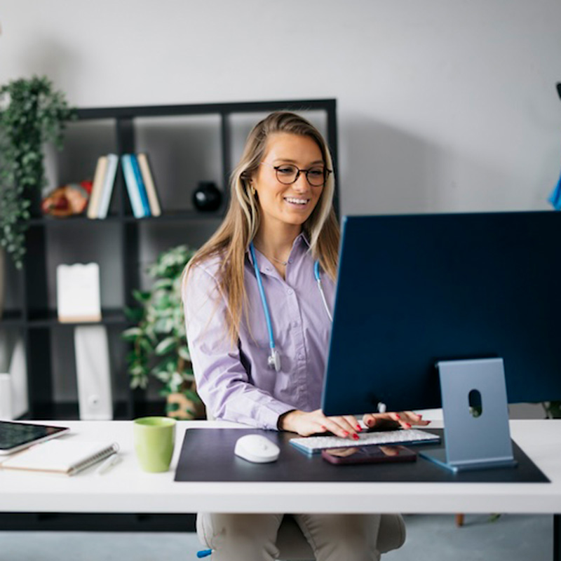 Clinician Virtual Consult Square 800w 01